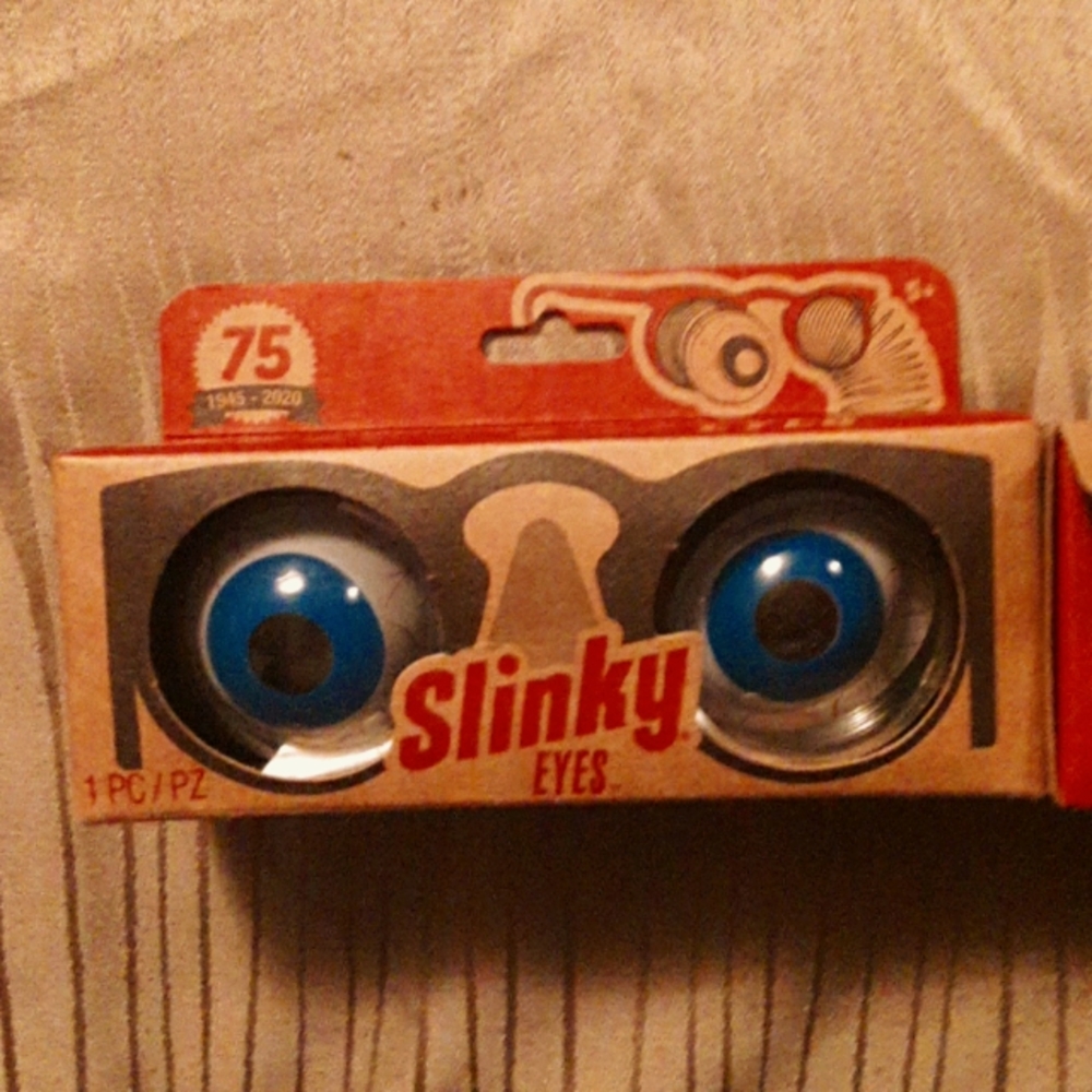 2pks of 75th Anniversary Retro Pack